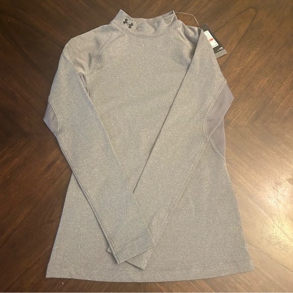 Under Armour Tops - Under Armour Womens Neck T-Shirt, Charcoal Light Heather Black, X-Small New